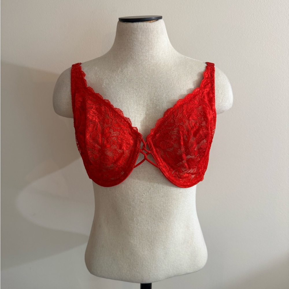 Avenue Red Lace Lace Up Bra Bralette 42D NWOT